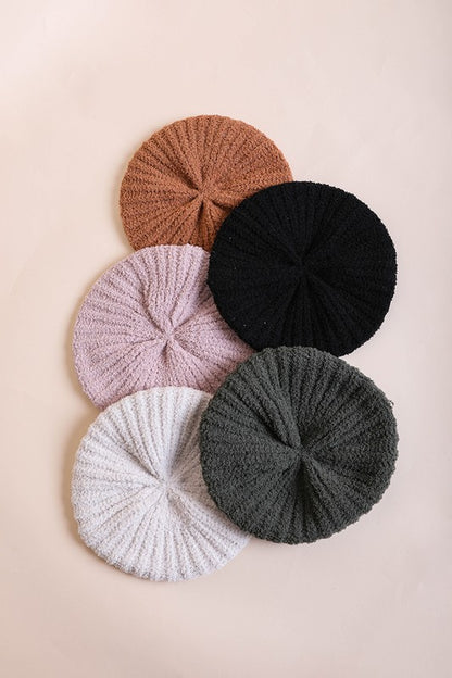 Chic Bouclé Rib Knit Beret