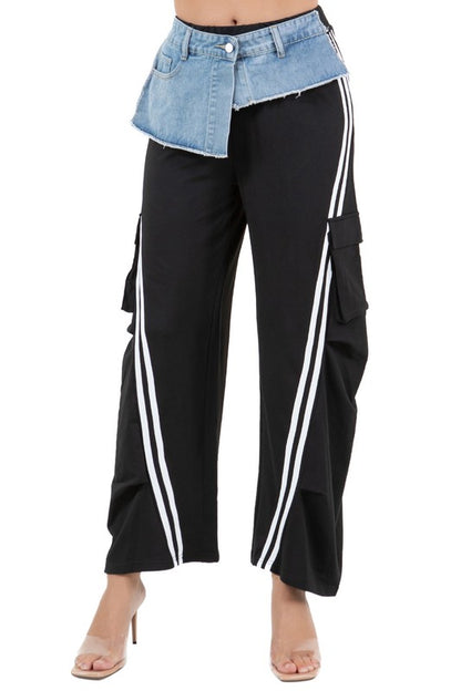 Trendy Wide-Leg Cargo Pants with Side Stripes and Denim Layer